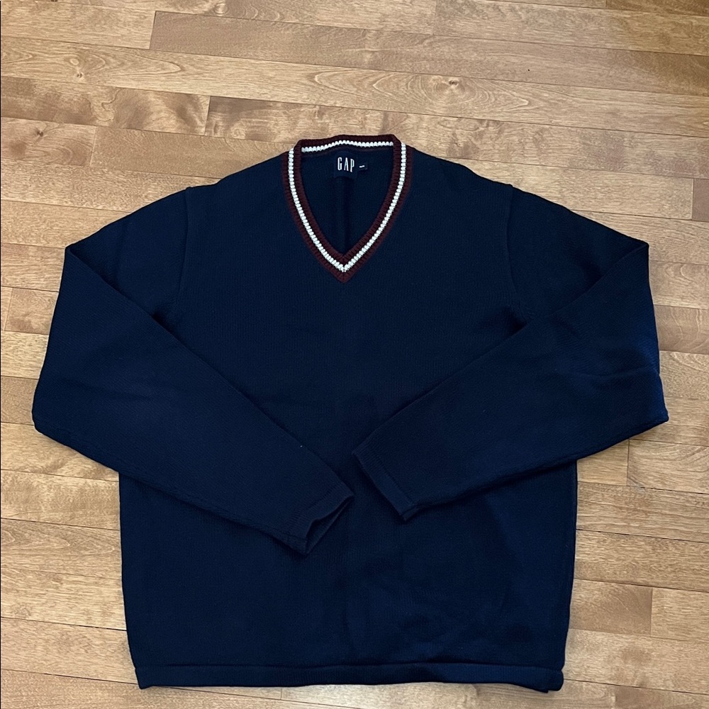 GAP Men's Dark Blue V-Neck Sweater